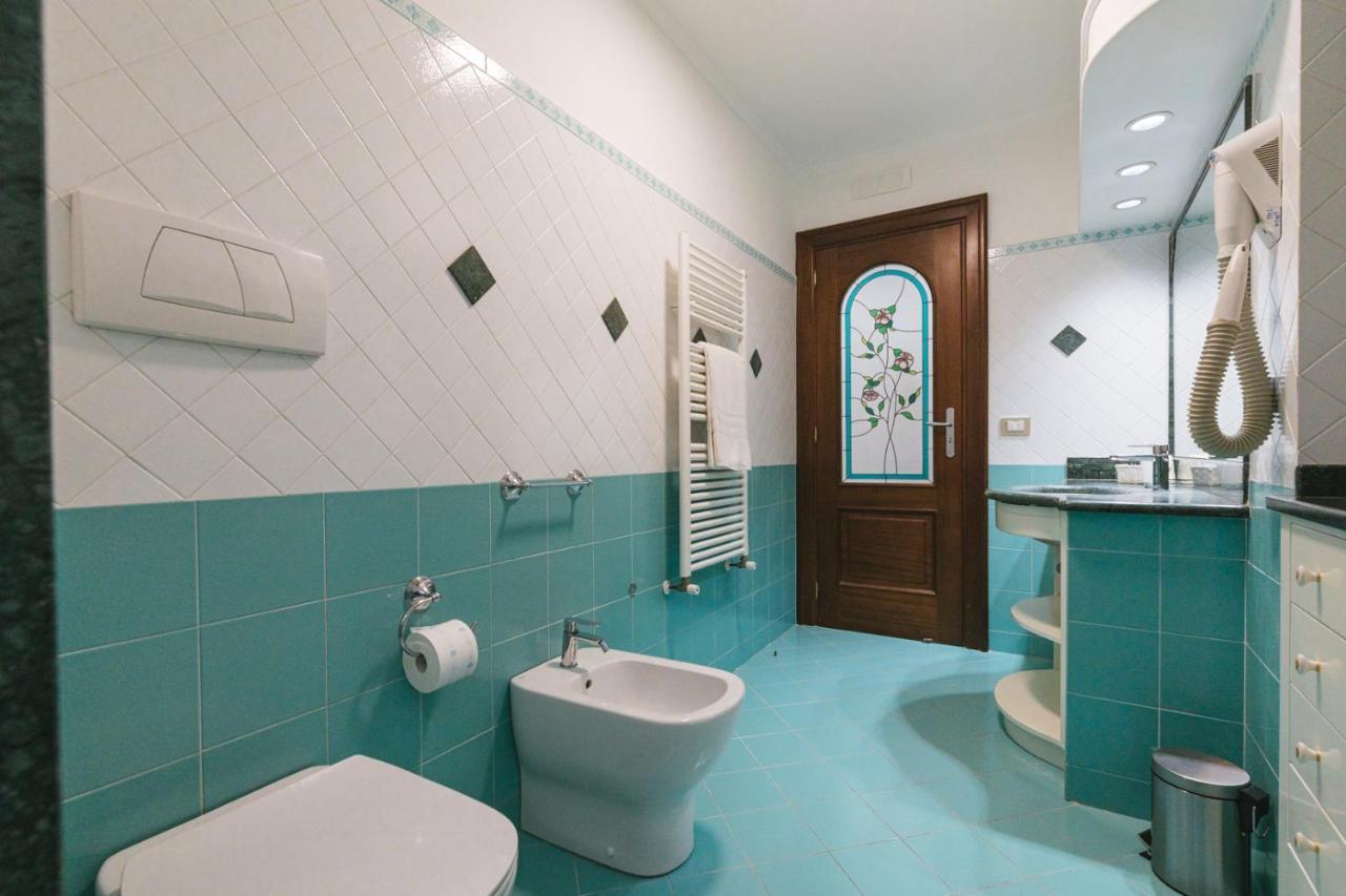 Casa La Bifora Apartment Соренто Екстериор снимка